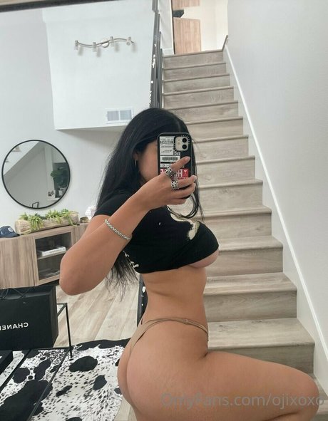 Photo nue de fuite OnlyFans de Ojixoxo
