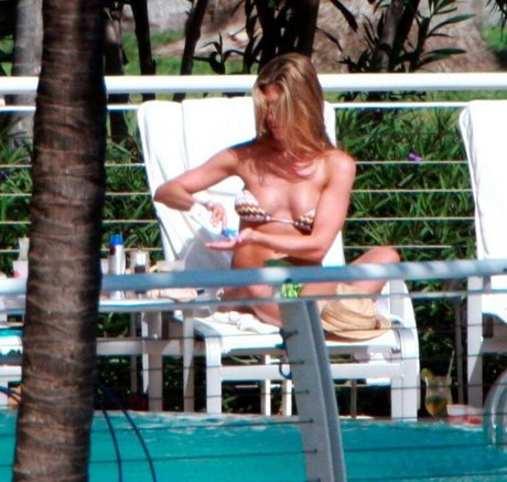 Jennifer Anniston