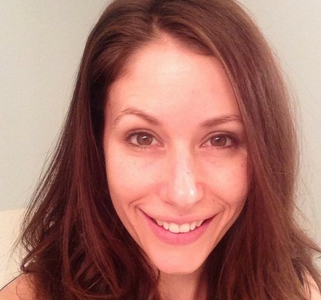 Amanda Crew