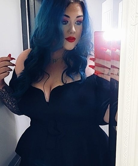 Photo nue de fuite OnlyFans de Thatcurvyone