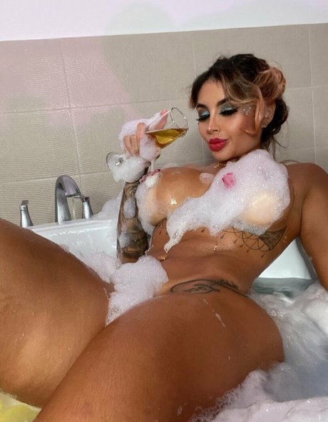 Photo nue de fuite OnlyFans de Lissvalderrama19