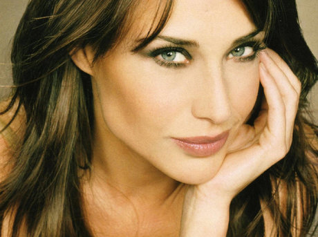 Claire Forlani
