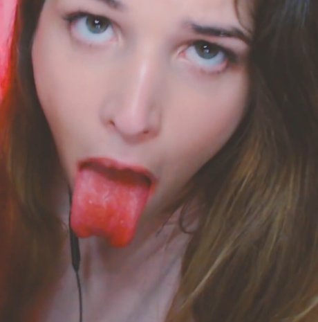 Photo nue de fuite OnlyFans de Freya Victoria Luz Asmr