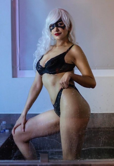 Photo nue de fuite OnlyFans de Yaku Cosplay