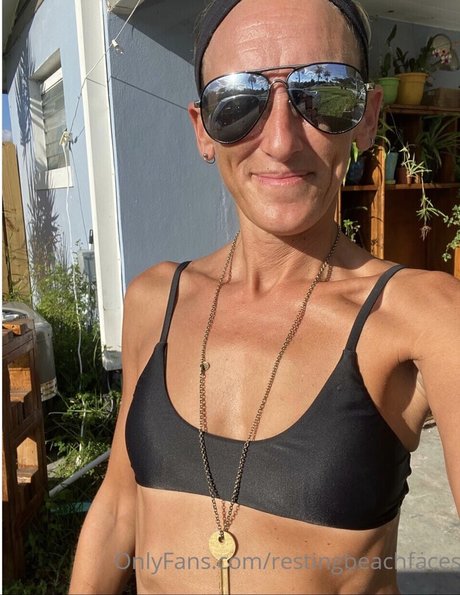 Jennyfromthebeach