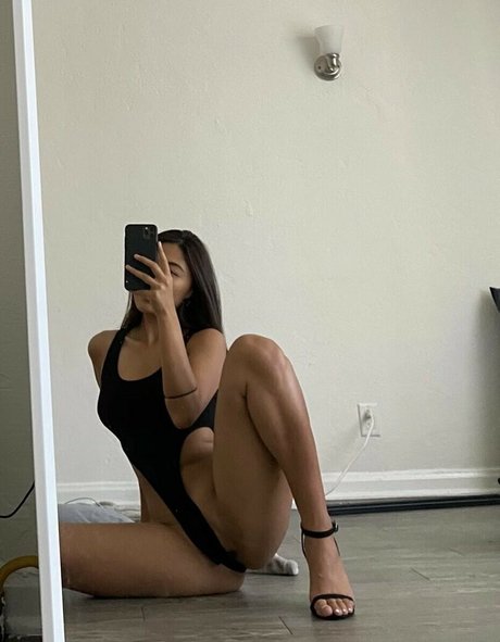 Photo nue de fuite OnlyFans de Kawaiimomo