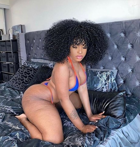 Photo nue de fuite OnlyFans de Alana Walters