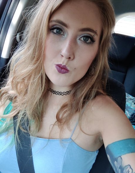 Photo nue de fuite OnlyFans de Electra Rayne
