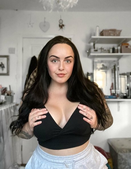 Photo nue de fuite OnlyFans de Missshelbyrae