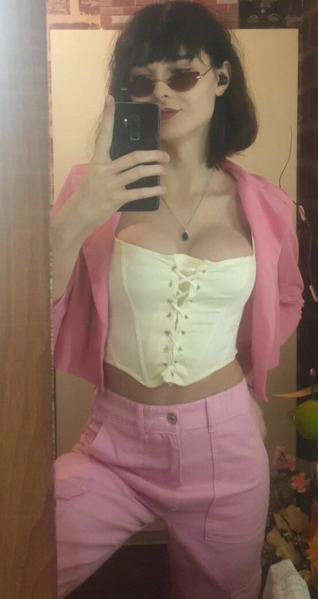 Photo nue de fuite OnlyFans de Niki Zmf