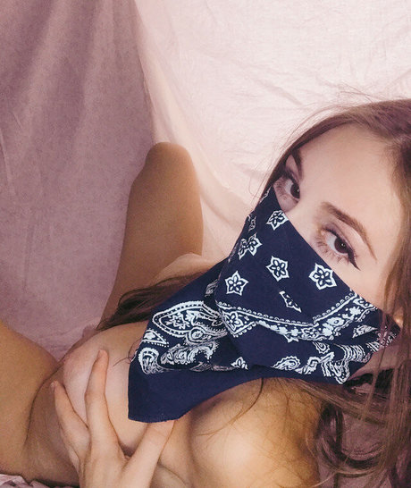 Photo nue de fuite OnlyFans de Xqueenmaeve