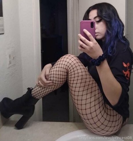 Photo nue de fuite OnlyFans de Lewdprincess08