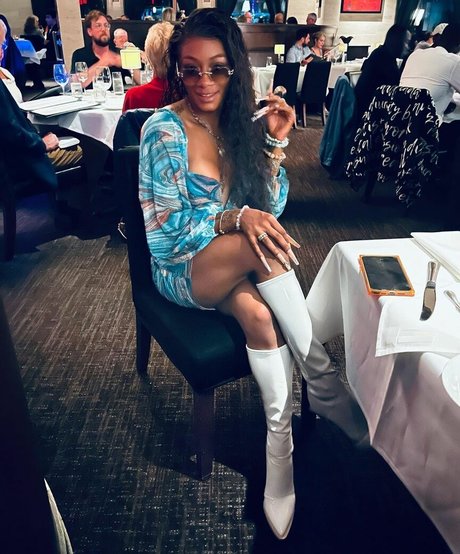 Photo nue de fuite OnlyFans de Shacarri Richardson
