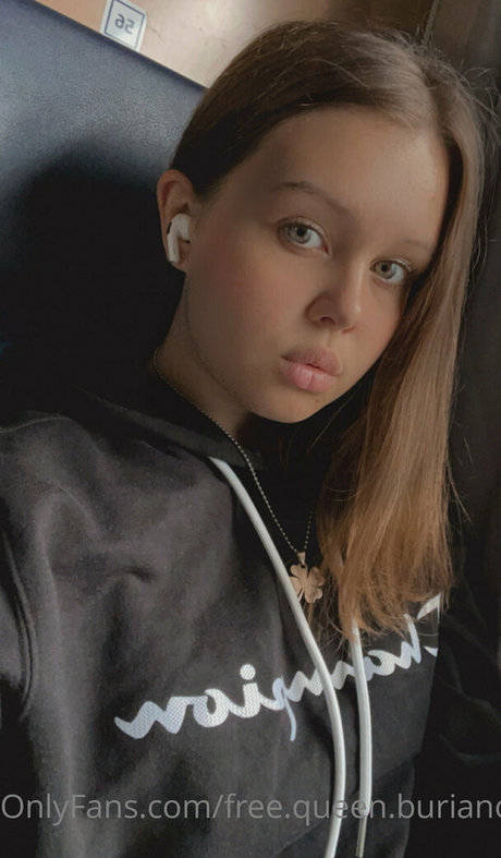 Queenburianova