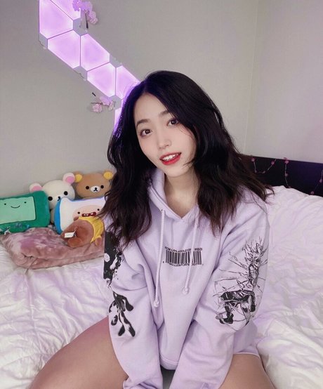 Photo nue de fuite OnlyFans de Yoojin