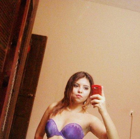 Photo nue de fuite OnlyFans de Mia Basanes