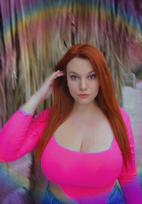 Carmen Curvy