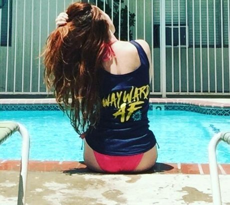 Photo nue de fuite OnlyFans de Ruth Connell