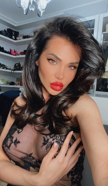 Photo nue de fuite OnlyFans de Stoicaclaudia
