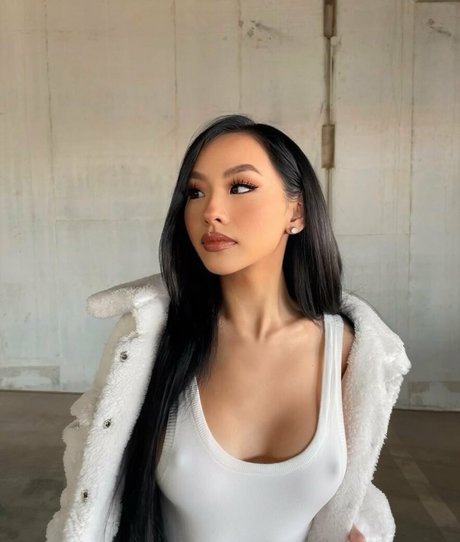 Photo nue de fuite OnlyFans de Christy Nguyen