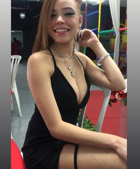 Photo nue de fuite OnlyFans de Natalia Gomes