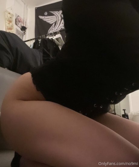 Photo nue de fuite OnlyFans de No9mi
