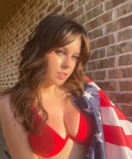 Photo nue de fuite OnlyFans de Madisenjane