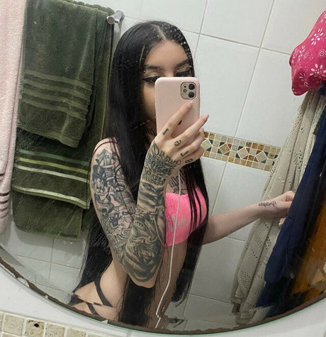 Photo nue de fuite OnlyFans de Clarapixys