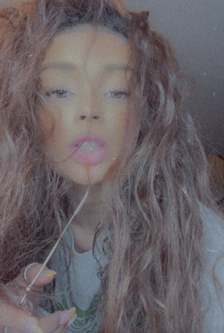 Snowbunnyxxoo