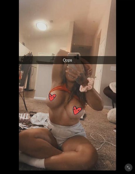 Photo nue de fuite OnlyFans de Maggielifts