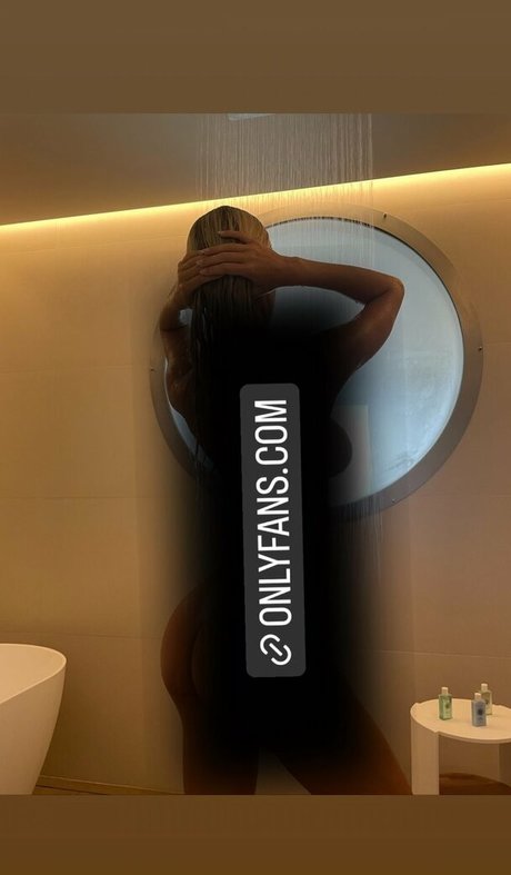 Photo nue de fuite OnlyFans de Caitlinjessie