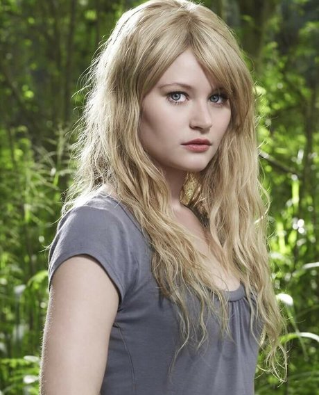 Photo nue de fuite OnlyFans de Emilie De Ravin