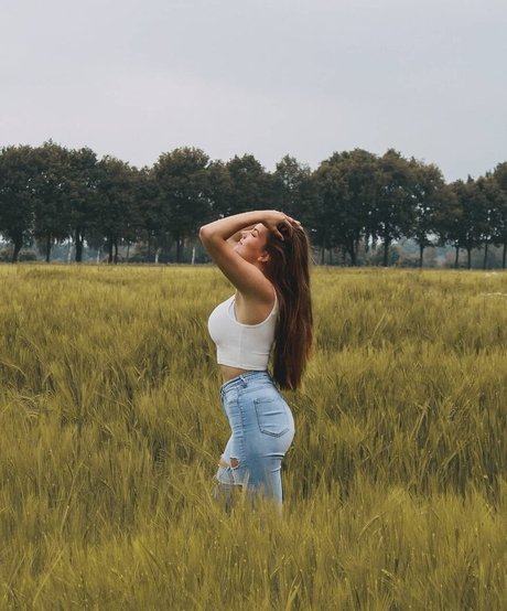 Photo nue de fuite OnlyFans de Jasmin Lutke