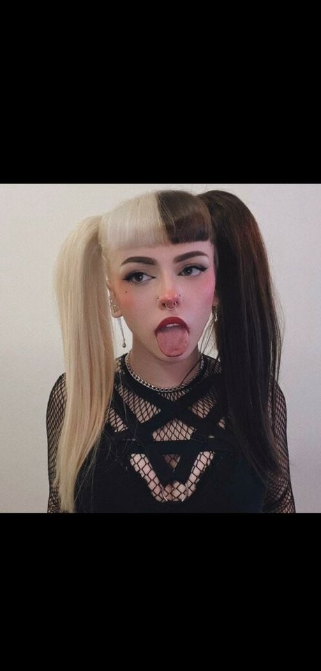 Photo nue de fuite OnlyFans de Emma Langevine
