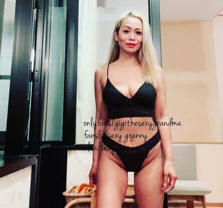 Stillsexylola
