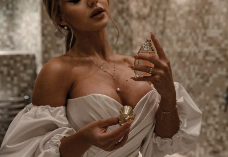 Anya Hryshchenko