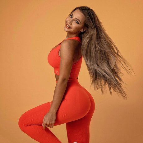 Anya Hryshchenko