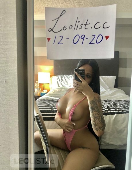 Photo nue de fuite OnlyFans de Olivia Sky