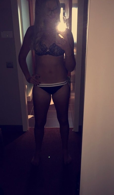 Photo nue de fuite OnlyFans de Kristina Mladenovic