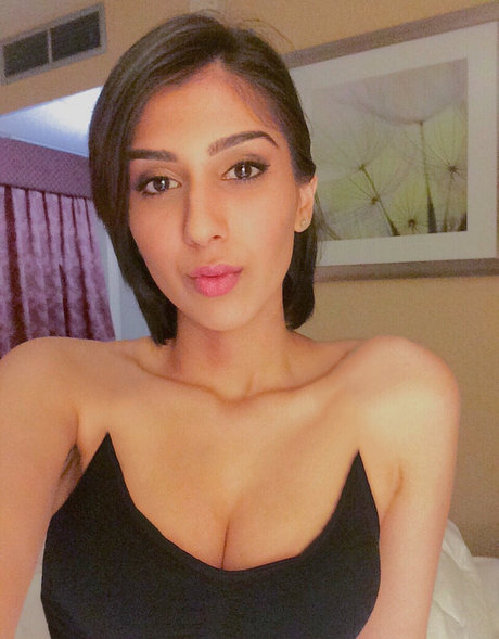 Photo nue de fuite OnlyFans de Jasdeep Johal