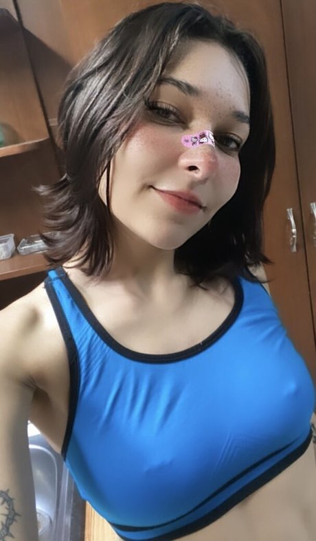 Photo nue de fuite OnlyFans de Andreauchiha21