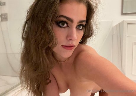 Photo nue de fuite OnlyFans de Brenna Nelson