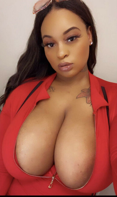 Photo nue de fuite OnlyFans de Itsnayhoee