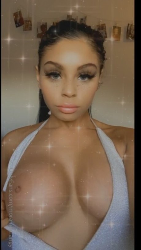 Photo nue de fuite OnlyFans de Morainemarley
