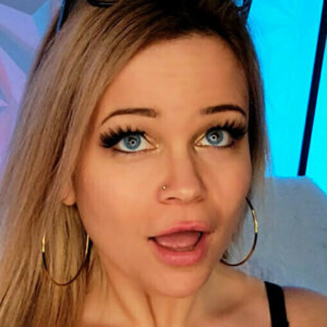 Photo nue de fuite OnlyFans de Mad Asmr Triggers