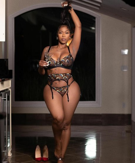 Kash Doll