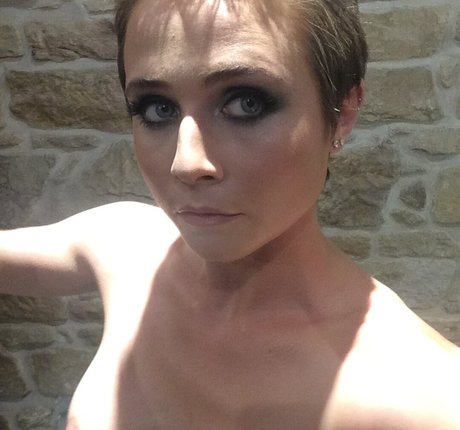 Tessa James
