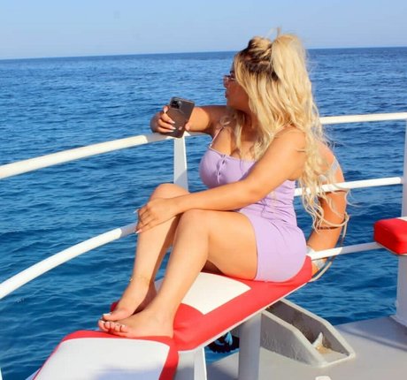 Photo nue de fuite OnlyFans de Deli Sana