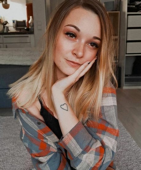 Photo nue de fuite OnlyFans de Rainbowf0x