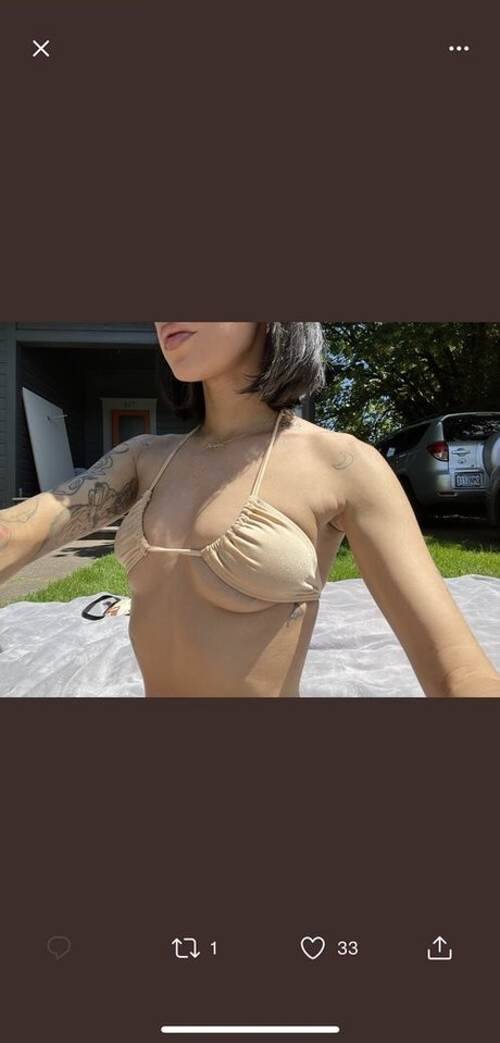 Photo nue de fuite OnlyFans de Fuckinterweb